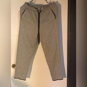 Zara stretch pants size small, new with tags